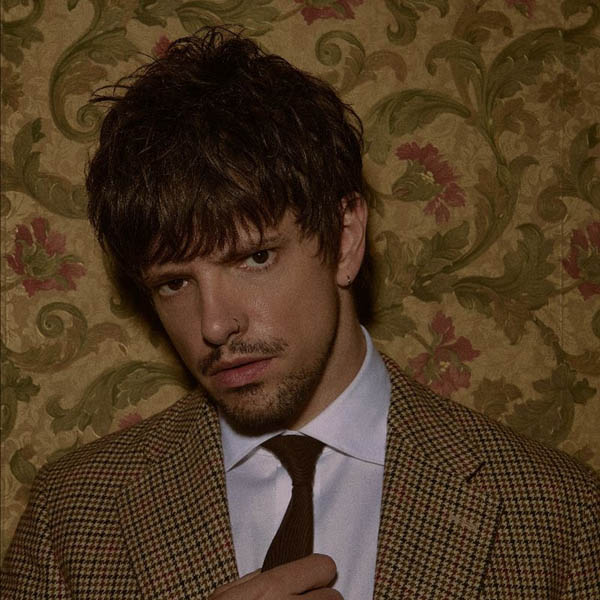 LASSO INICIA UNA NUEVA ERA CON “p0rn0grafía”