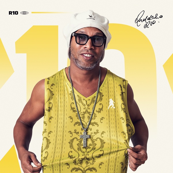 RONALDINHO LANZA SU ACLAMADO ÁLBUM DEBUT CAMISA 10 A TRAVÉS DE TU MÚSICA ENCABEZADO POR SEAN PAUL Y PITBULL